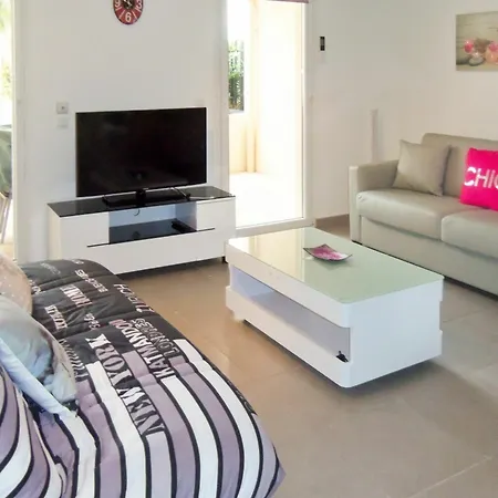 Appartement Sunny, 1-bedroom With A Swimming Pool And Furnished Terrace Saint-Raphaël